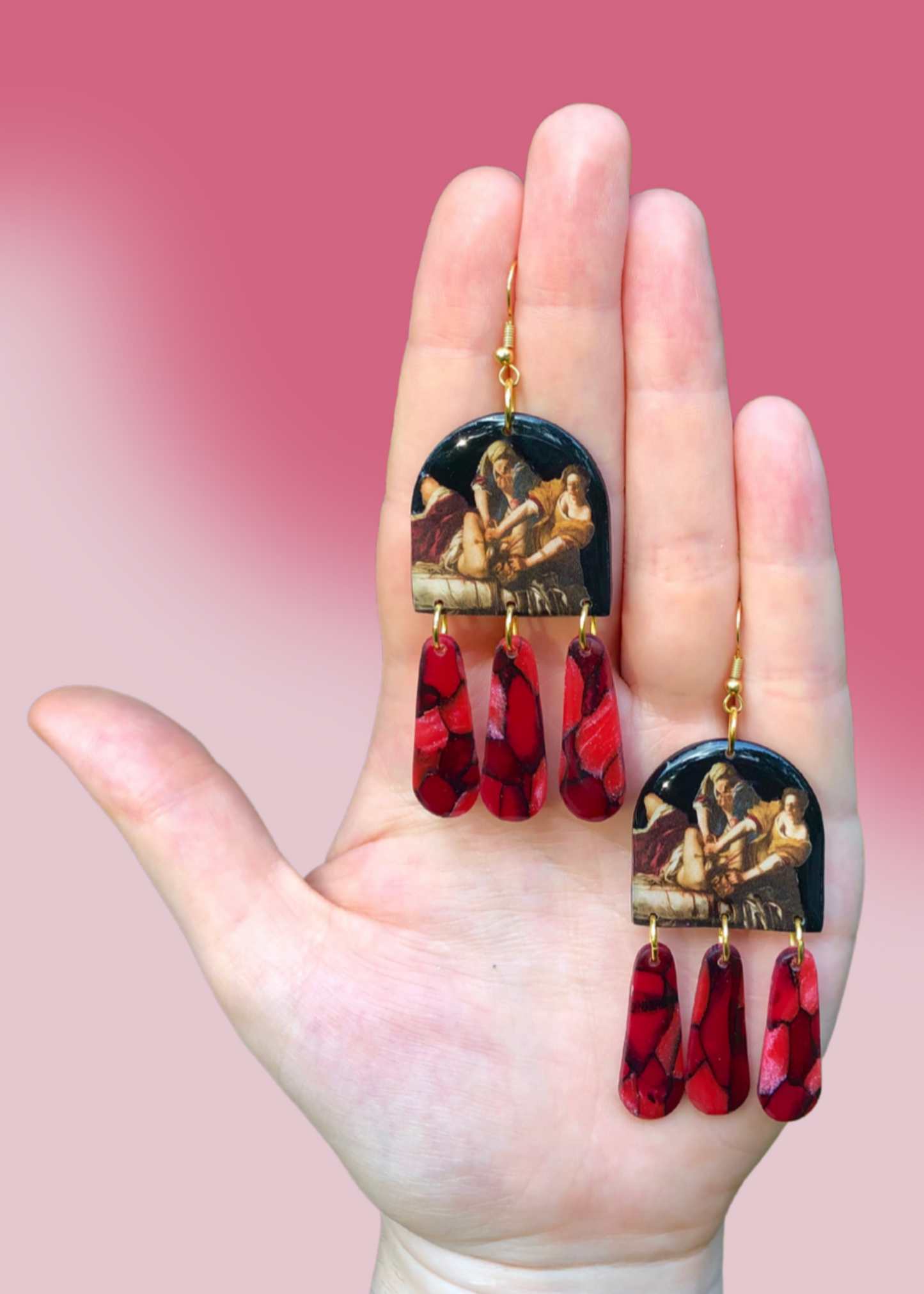 Mini Judith Slaying Holofernes Arches
